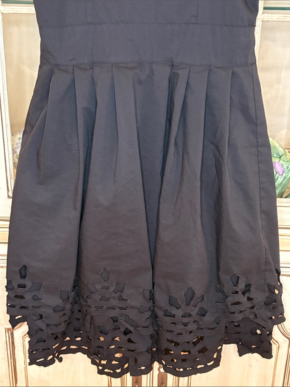 Chetta B Black Sleeveless Fit-and-Flare Midi Dress with Laser-Cut Hem - Picture 6 of 6